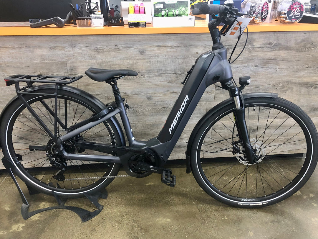 Merida eSPRESSO CITY 300 EQ SE II1 MATT DARK SILVER(BLACK