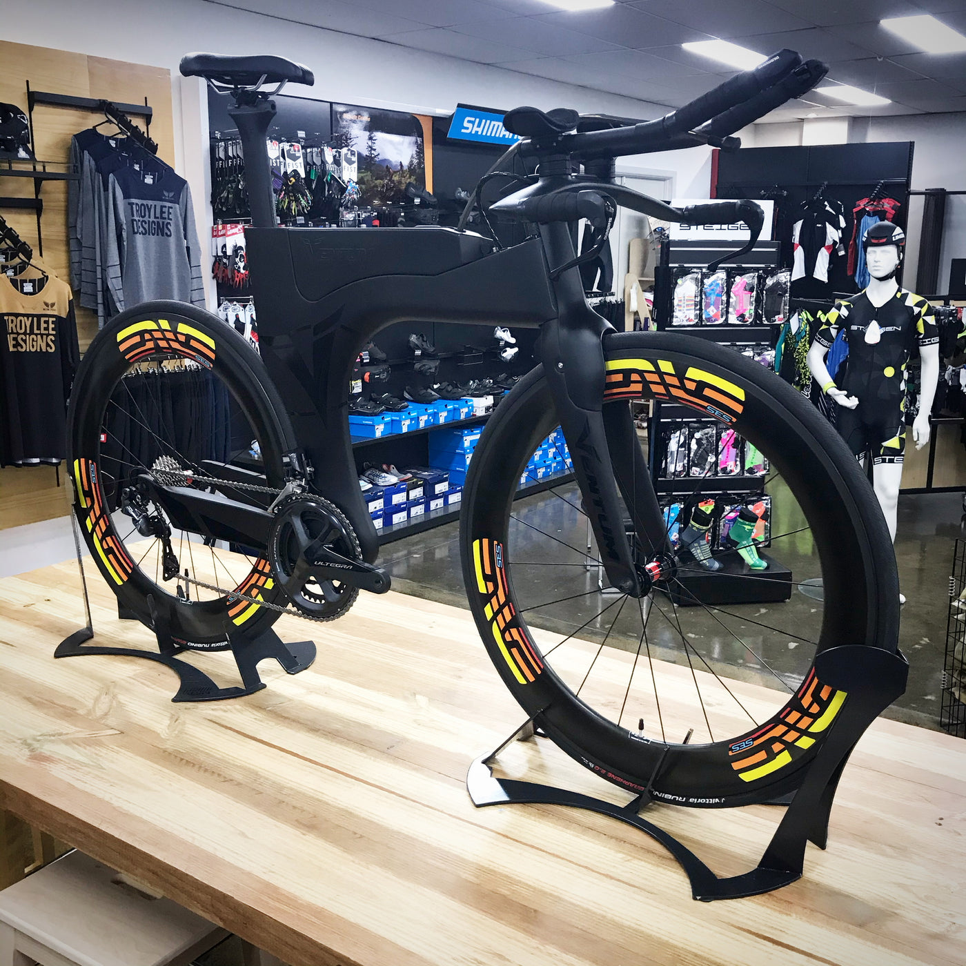 Ventum One Lltegra Di2 + ENVE SES 7.8C WHEELS